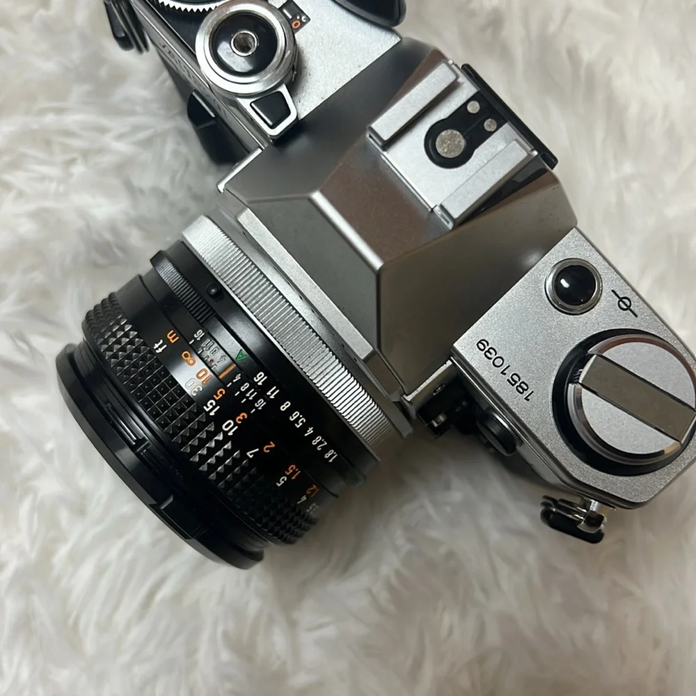 CANON AE1